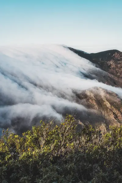 Dağların güzel manzarası
