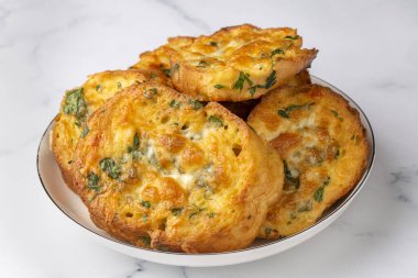 Türk Yumurtalı Ekmek. Türkçede buna 