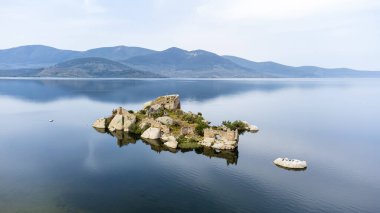 Bafa Gölü, Kapkiri Adası - Kapikiri Köyü ve Adası - Herakleia Antik Kenti - Türkiye