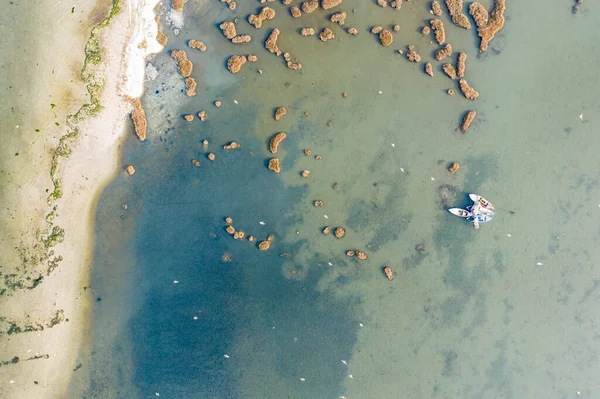 Mavisehir - İzmir - Türkiye, 10 Mart 2021, Mavisehir Balıkçılık Barınağı üst görüşü, İHA saldırısı (Mavisehir Balikci Barinagi)