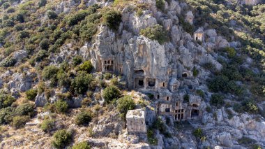 Antalya Demre'de antik likya Myra kaya mezar kalıntıları.