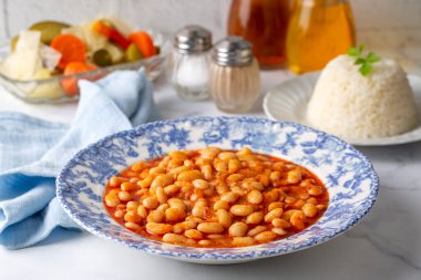 Türk yemekleri; kuru fasulye, kıymalı fasulye (kuru fasulye))