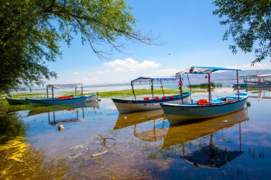 Civril - Denizli - Türkiye, 15 Haziran 2023, Denizli 'deki Civril Isikli Gölü.