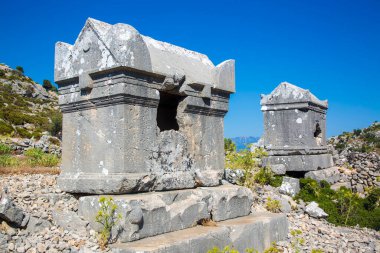 Türkiye 'deki Sidyma Antik Kenti. Antik Sidyma Sitesi 'ndeki kaya mezarları, Mugla, Türkiye