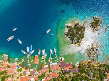 İnsansız hava aracı ile hava görüntüsü. Kalekoy - Simena - Kekova - Türkiye.