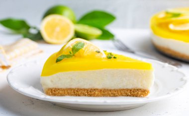 Lezzetli görünümlü limonlu cheesecake. Yemek konsepti fotoğrafı. 