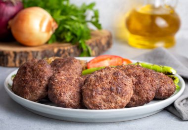 Traditional Turkish food; Turkish meatballs, Turkish name; Akcaabat kofte or kuru kofte)