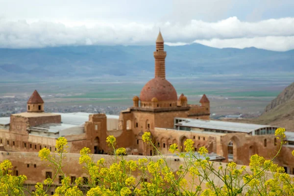 stock image Ishak Pasha Palace (ishakpasa sarayi) near Dogubayazit in Eastern Turkey