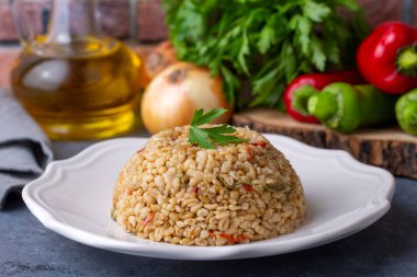 Firik 'li Bulgur pilavı (Türkçe adı; firikli bulgur pilavi)