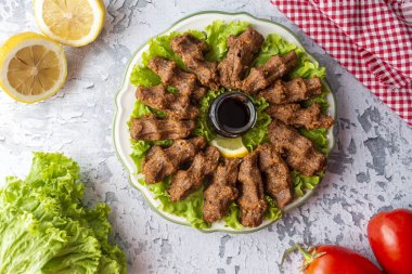 Türk özel gıdası icli kofte ve oruk, yerli Türk gıdaları. Hatay oruk kofte.