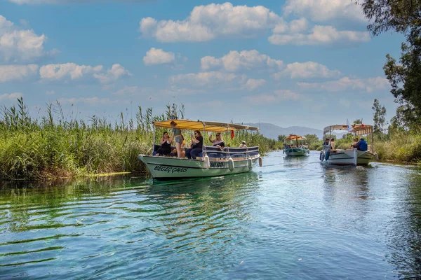 Akyaka - Mugla - Türkiye, 21 Ekim 2021, Akyaka Nehri manzaralı Akyaka Köyü.
