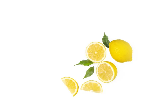Фруктовый Узор Ломтиков Лимона Выделен Белом Фоне Вид Сверху — стоковое фото