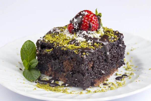 Chocolate Moist Cake Wet Cake Plate Bakery Products Turkish Name — Fotografia de Stock