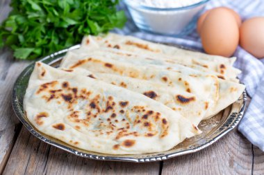 Türk D Borek - D Borek - Geleneksel el yapımı Türk pastası (Türkçe adı; d borek))