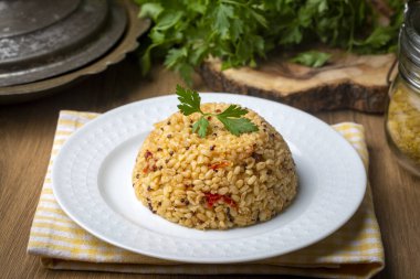 Bulgur pilaf with chia seeds