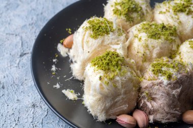 Geleneksel Türk tatlısı - Pamuk Şeker (Türkçe adı; pismaniye)