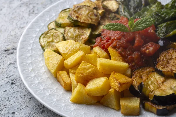 Turkish Style Mixed Vegetable Fried Karisik Kizartma — Stock Photo, Image