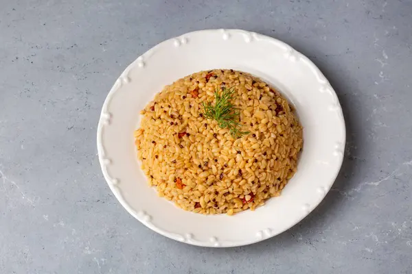 Chia tohumlu Bulgur pilavı (Türkçe adı; chia tohumlu bulgur pilavi)