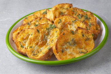 Türk Yumurtalı Ekmek. Türkçede buna 