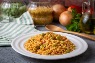 Bezelyeli Bulgur pilavı; Türkçe adı; Bezelyeli bulgur pilavi