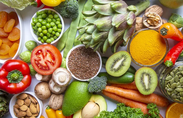 Sağlıklı diyet sebzeleri. Temiz ve detoks yeme.