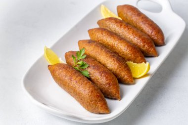 Türk özel gıdası icli kofte ve oruk, yerli Türk gıdaları. Hatay oruk kofte.