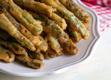 Turkish foods; Crispy baked green beans, fried beans (Turkish name; kizarmis yesil fasulye)