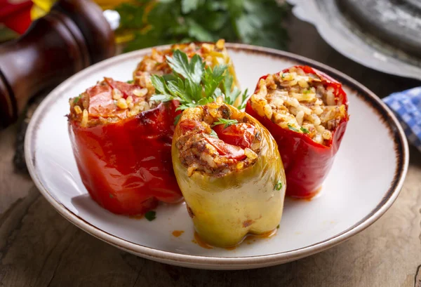 stock image Traditional Turkish foods; Stuffed pepper (etli biber dolmasi)