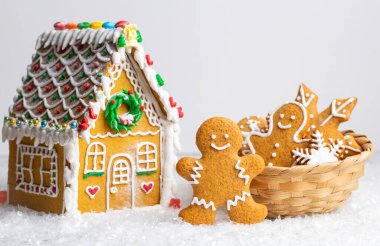 Noel ev yapımı zencefilli kurabiye, zencefilli kurabiye adam 