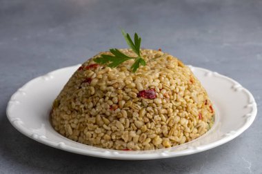 Firik 'li Bulgur pilavı (Türkçe adı; firikli bulgur pilavi)