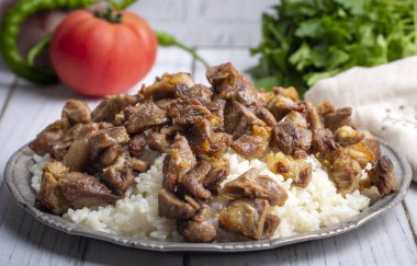 Pirinçli Türk Et Kavurma - pilav (Türkçe isim; kurban kavurma, pilav ustu kavurma)