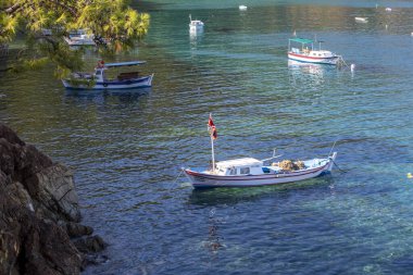 Adrasan, Kemer Antalya, 22 Nisan 2021, Antalya ilinin Kemer ilçesindeki Akdeniz kıyısı boyunca Adrasan Sahili 'nden deniz manzarası