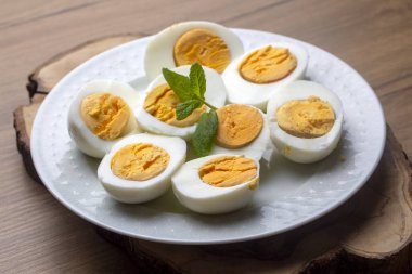 Haşlanmış yumurta, yemek fotoğrafı.