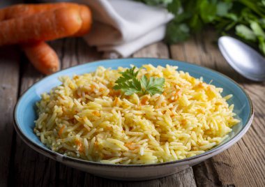 Türk mutfağı; havuç pirinç pilavı (Türkçe adı; Havuclu pilav)