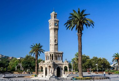 İzmir Konak Meydanı Eski Saat Kulesi
