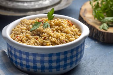 Firik 'li Bulgur pilavı (Türkçe adı; firikli bulgur pilavi)