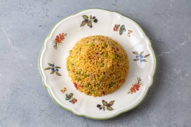 Bitkisel bulgur pilavı. Van bölgesinden 