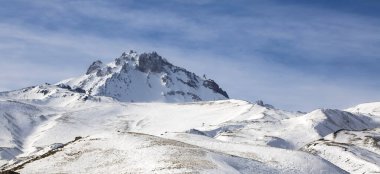 Seyahat kavramı fotoğraf. Türkiye / Kayseri / Erciyes Dağı Kış görünümü.