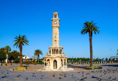 İzmir - Türkiye, 20 Aralık 2018, İzmir Eski Saat Kulesi, Konak Meydanı