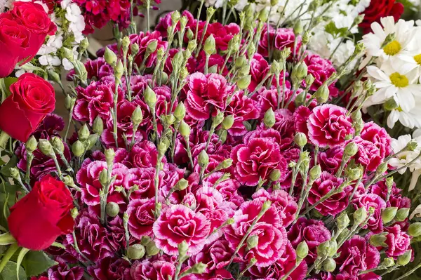 Bouquets of flowers at the Turkey / Izmir Flower market