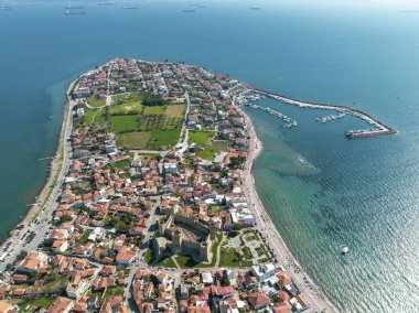 Kuzey Ege kıyıları hava fotoğrafçılığı. Dikili Candarli İzmir Türkiye.