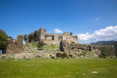 Eski kale; Yogurtcu Kalesi, Manisa - Türkiye