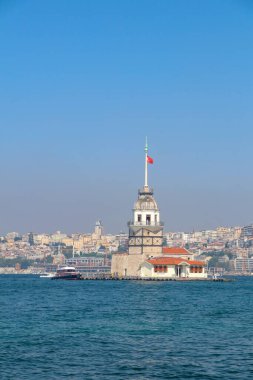 Bakire Kulesi (Leandros Kulesi, Türkçe: Kiz Kulesi) İstanbul, Türkiye