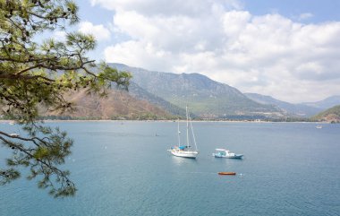 Adrasan, Kemer / Antalya, 4 Ekim 2019, Antalya ilinin Kemer ilçesindeki Akdeniz kıyısı boyunca Adrasan Sahili 'nden deniz manzarası