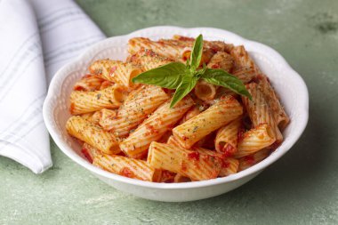 Domates soslu makarna.