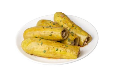 Geleneksel Türk mutfağından alınmış et ile doldurulmuş kabak. Türkçe adı: etli kabak dolmasi