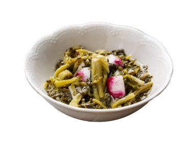 Turp salatası, geleneksel Türk mezeleri, Ege otları (Türkçe adı; Radika ve Turp otu salatasi)