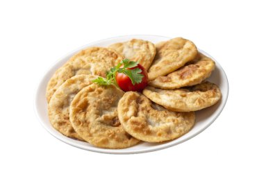 Türk mutfağından lezzetli etli turta. Kızarmış el yapımı turtalar. Türkçe adı: fincan boregi