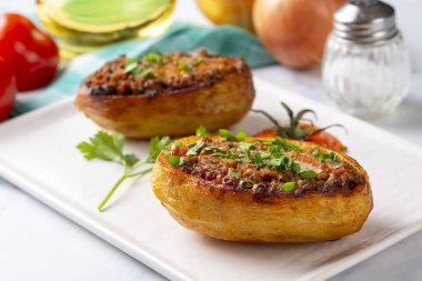 Kıyma ve patates püresi, doldurulmuş patates.