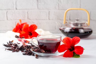 Ebegümeci çayı, çiçek ve kuru çiçeği 